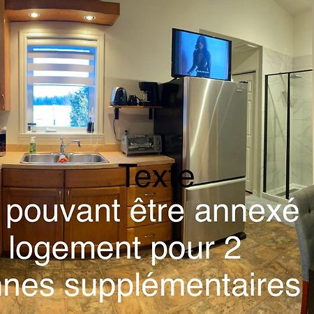 Logement 3 ,5 Entierement Prive Lac-Mégantic المظهر الخارجي الصورة