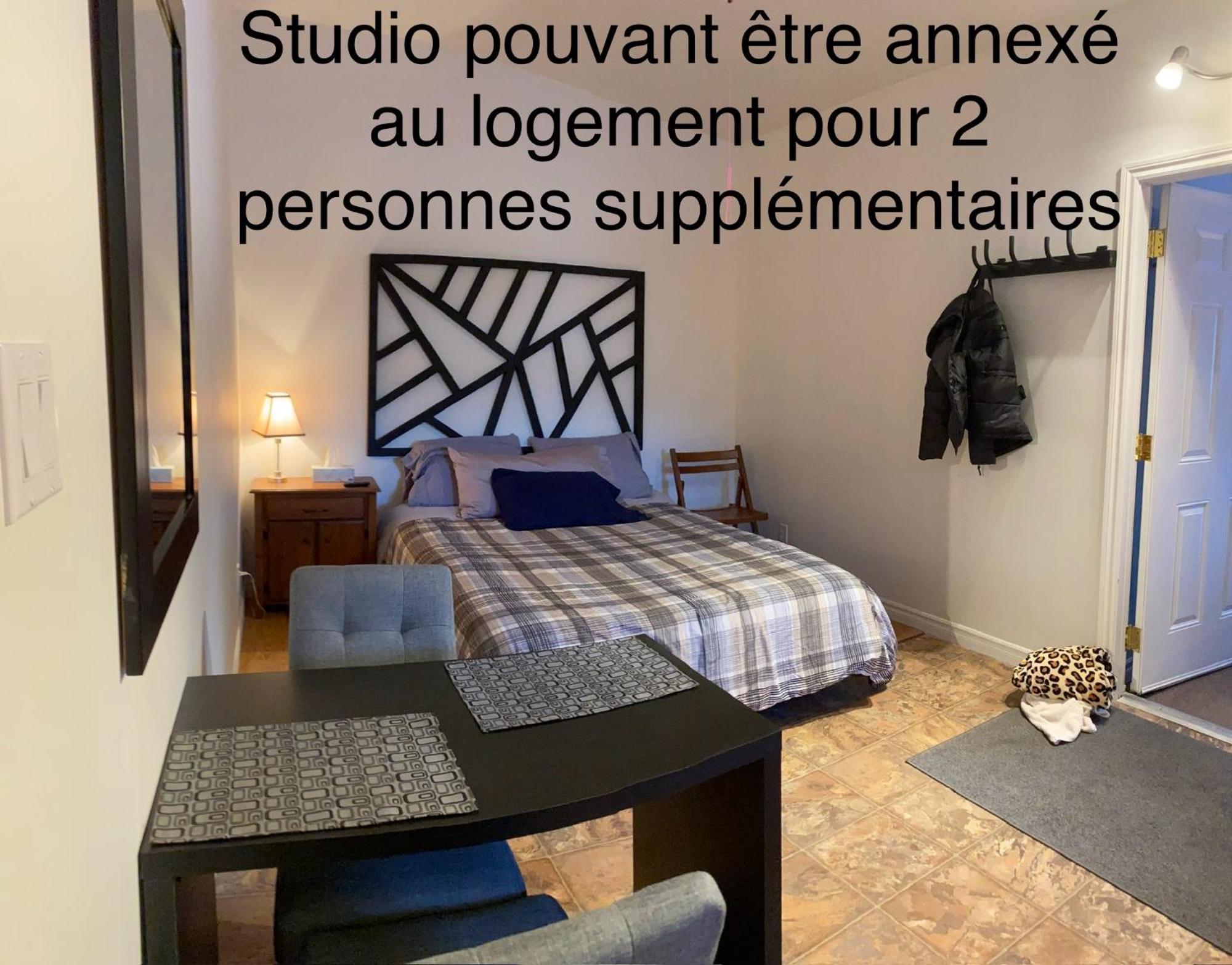Logement 3 ,5 Entierement Prive Lac-Mégantic المظهر الخارجي الصورة